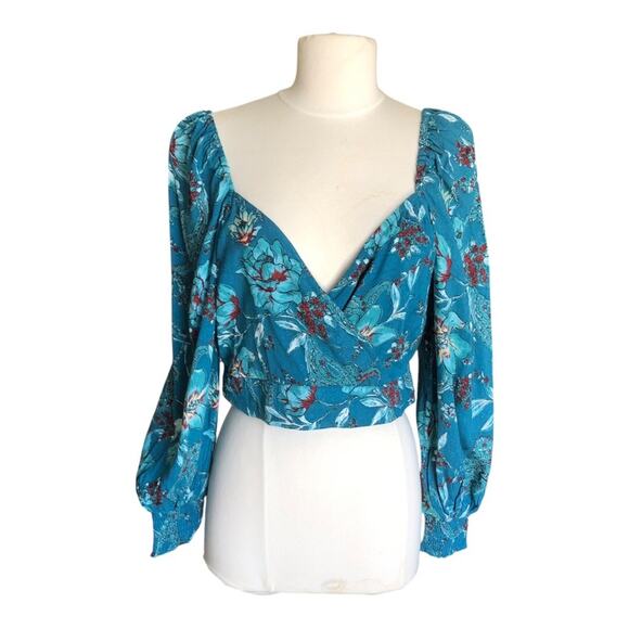 Band Of The Free NWT Sybille Flirty V Neck Wrap Front Teal Floral Crop Top Small - Picture 4 of 16